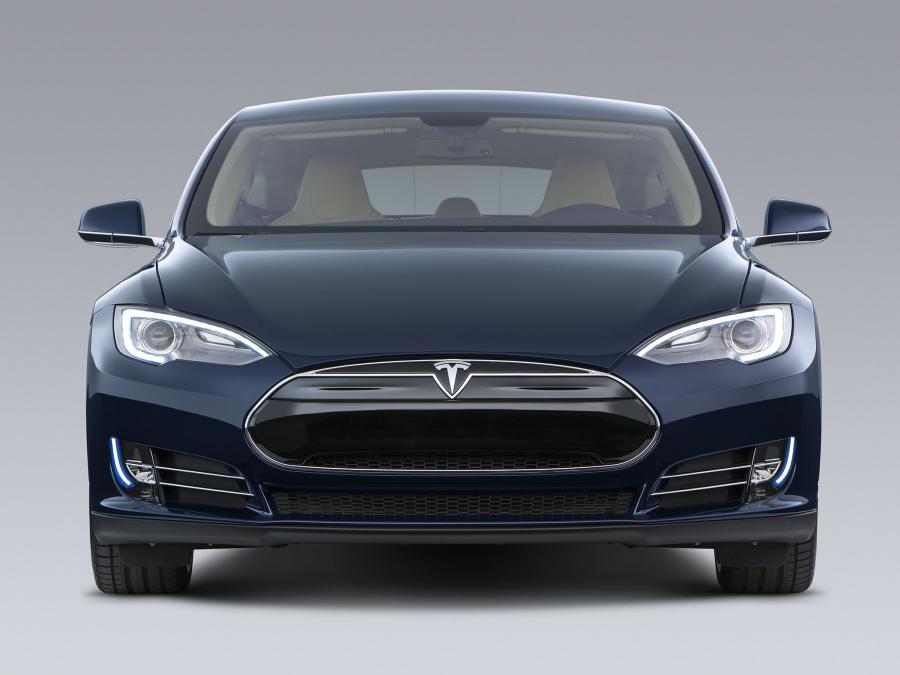  Tesla Model S 2012 года  (фото 70 из 88)